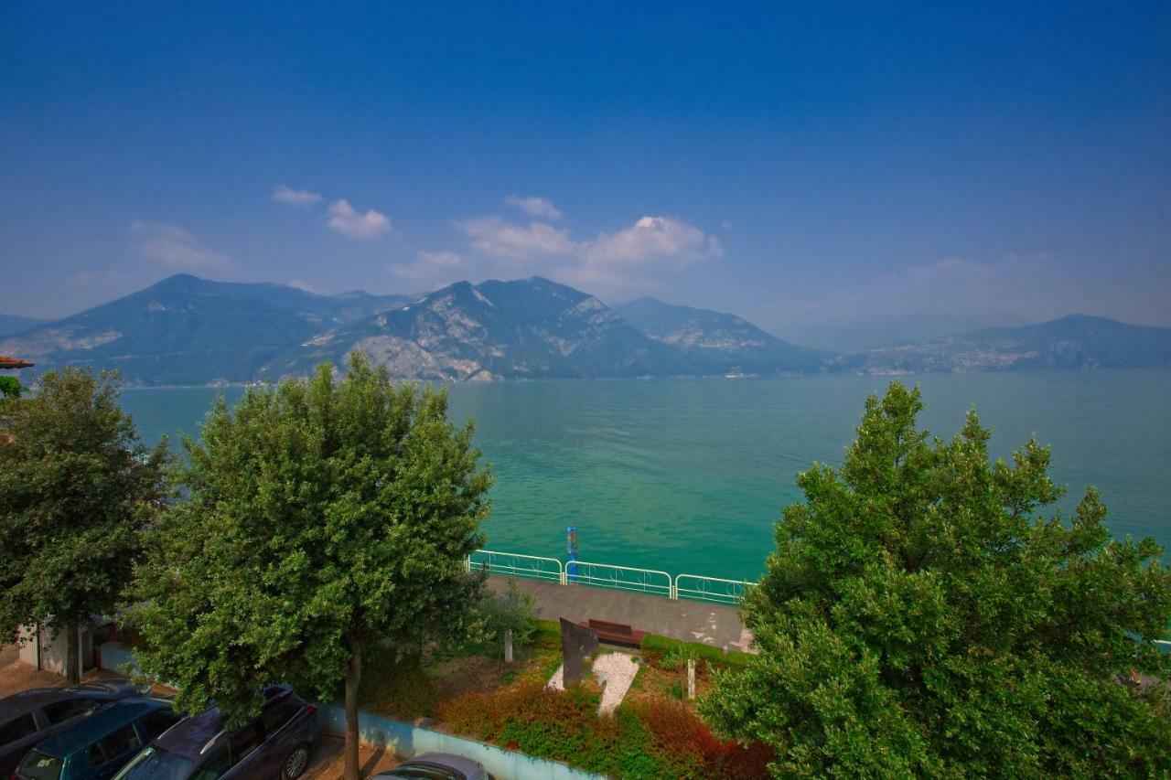 Casa Vacanze Marconi 22 Мароне Екстер'єр фото