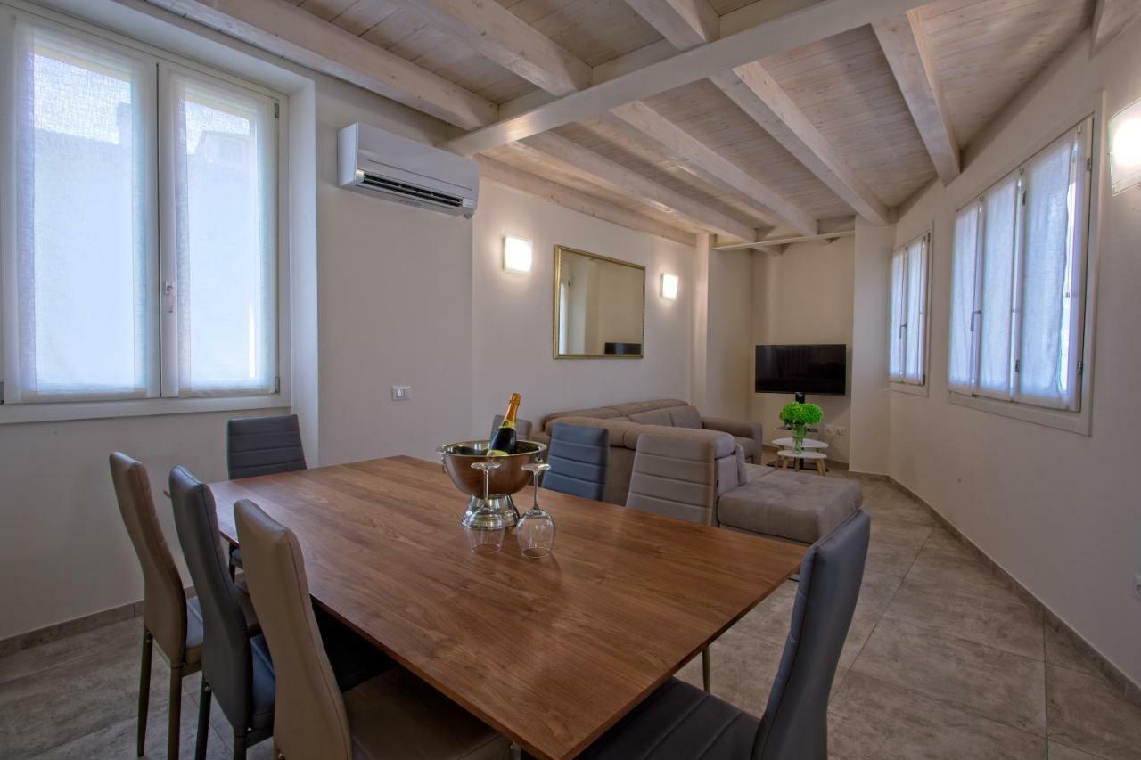 Casa Vacanze Marconi 22 Мароне Екстер'єр фото